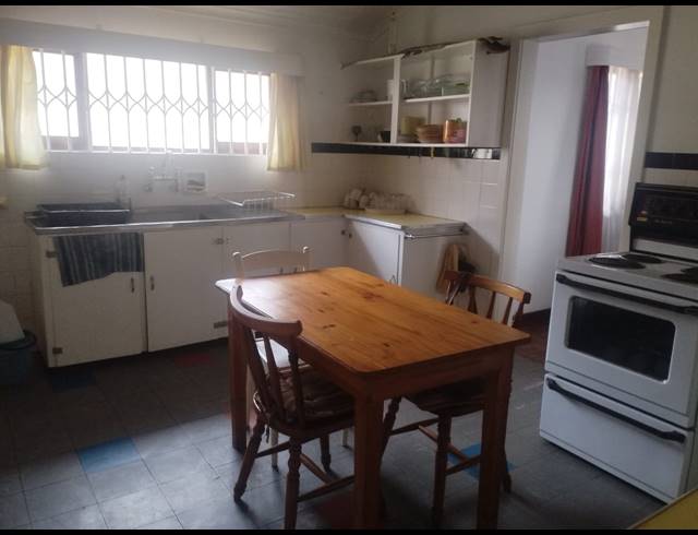 3 BEDROOM HOUSE FOR SALE IN BLUFF
